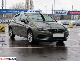 Opel Astra 2021 1.2 143 KM