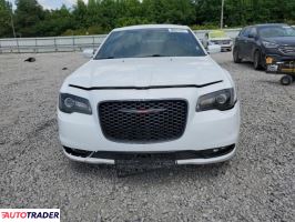 Chrysler 300C 2021 3