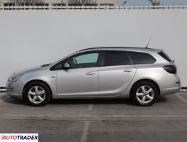 Opel Astra 2012 1.7 108 KM