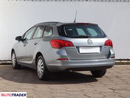 Opel Astra 2014 1.7 108 KM