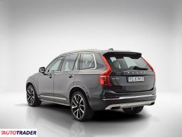 Volvo XC90 2021 2.0 235 KM