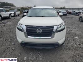 Nissan Pathfinder 2022 3