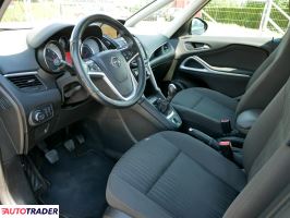 Opel Zafira 2016 1.6 120 KM