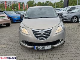 Lancia Ypsilon 2011 0.9 85 KM