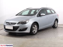 Opel Astra 2014 1.4 118 KM