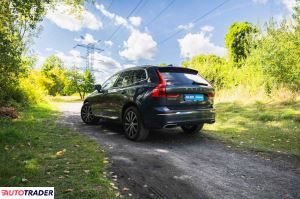 Volvo XC60 2019 2.0 194 KM
