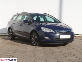 Opel Astra 2011 1.7 108 KM