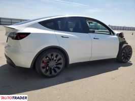 Tesla Model Y 2023 Tesla Model Y 2023