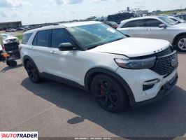 Ford Explorer 2022 3