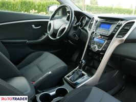 Hyundai i30 2016 1.6 110 KM