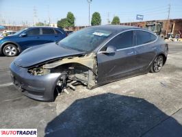 Tesla Model 3 2019 Tesla Model 3 2019