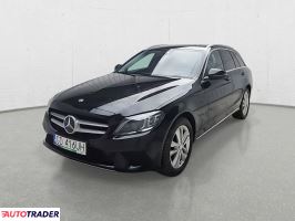 Mercedes C-klasa 2018 2.0 194 KM