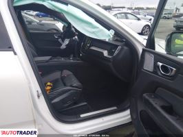 Volvo XC60 2022 2