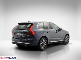 Volvo XC60 2022 2.0 197 KM