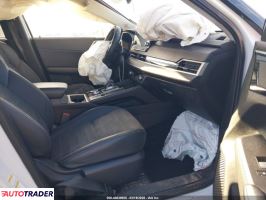 Mitsubishi Outlander 2024 2