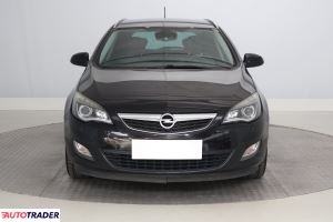 Opel Astra 2011 1.4 138 KM