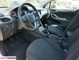 Opel Astra 2018 1.0 105 KM