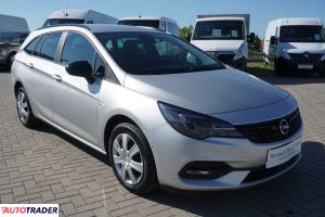 Opel Astra 2021 1.5 122 KM