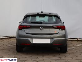 Opel Astra 2021 1.2 143 KM