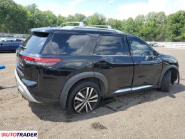 Nissan Pathfinder 2023 3