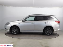 Mitsubishi Outlander 2019 2.4 221 KM Mitsubishi Outlander 2019 2.4 221 KM