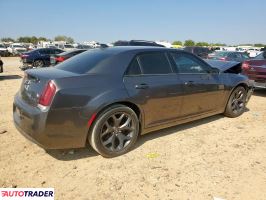 Chrysler 300C 2021 3