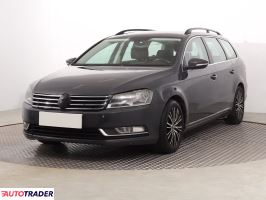 Volkswagen Passat 2011 2.0 138 KM