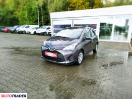 Toyota Yaris 2015 1.3 99 KM Toyota Yaris 2015 1.3 99 KM