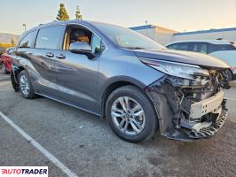 Toyota Sienna 2025 2