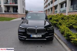 BMW X5 2022 3.0 394 KM