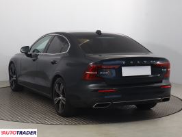 Volvo S60 2020 2.0 187 KM
