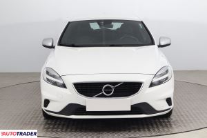 Volvo V40 2018 1.5 150 KM