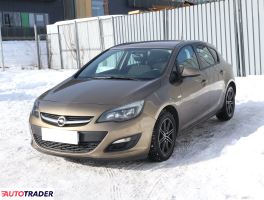 Opel Astra 2013 1.6 113 KM
