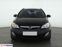 Opel Astra 2011 1.6 177 KM