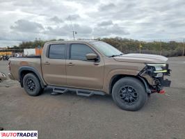 Nissan Frontier 2022 3
