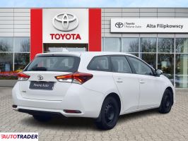 Toyota Auris 2017 1.4 90 KM