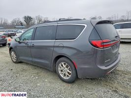 Chrysler Pacifica 2022 3