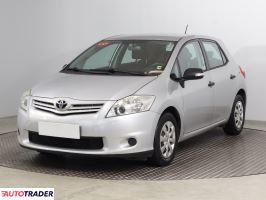 Toyota Auris 2013 1.3 97 KM Toyota Auris 2013 1.3 97 KM