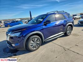 Nissan Pathfinder 2022 3