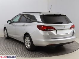 Opel Astra 2017 1.6 108 KM