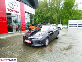 Toyota Auris 2018 1.4 90 KM Toyota Auris 2018 1.4 90 KM