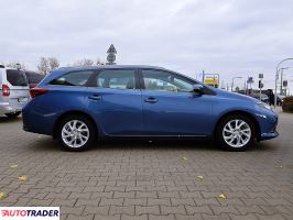 Toyota Auris 2017 1.6 132 KM Toyota Auris 2017 1.6 132 KM