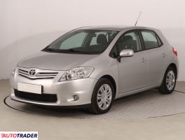 Toyota Auris 2011 1.6 130 KM