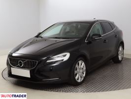 Volvo V40 2019 1.5 150 KM