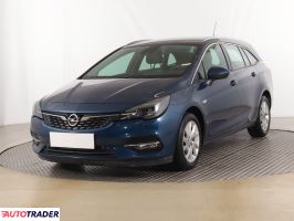 Opel Astra 2020 1.2 143 KM