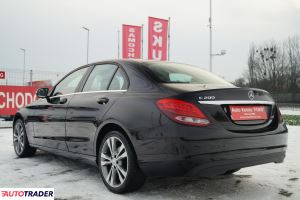 Mercedes C-klasa 2014 2.0 184 KM