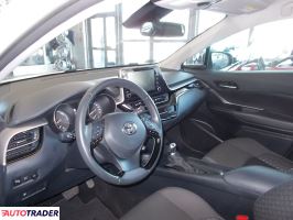 Toyota C-HR 2022 1.8 122 KM