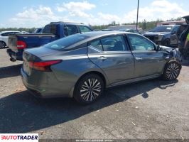 Nissan Altima 2025 2