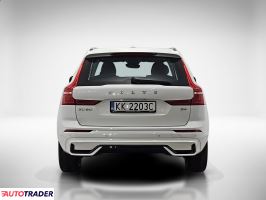 Volvo XC60 2023 2.0 197 KM