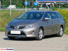Toyota Auris 2014 1.6 130 KM Toyota Auris 2014 1.6 130 KM